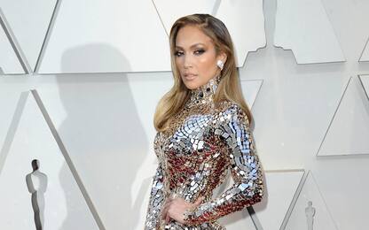 Jennifer Lopez annuncia la fine delle riprese del film Shotgun Wedding