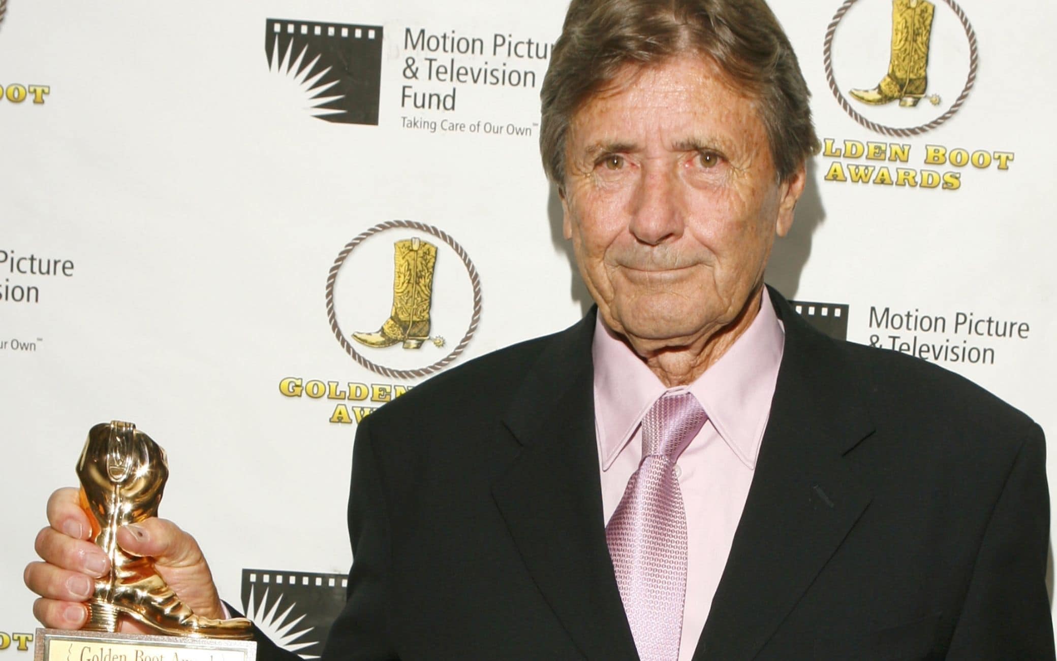 Morto a 92 anni Buddy Van Horn, la celebre controfigura di Clint Eastwood