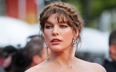 milla-jovovich-kikapress