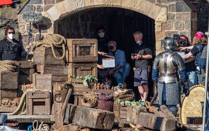 Dungeons & Dragons, foto dal set: c'è anche Hugh Grant