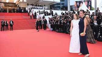 CANNES, FRANCE - JULY 06: Jodie Foster and Alexandra Hedison attend the "Annette" screening and opening ceremony during the 74th annual Cannes Film Festival on July 06, 2021 in Cannes, France. (Photo by Daniele Venturelli/WireImage)