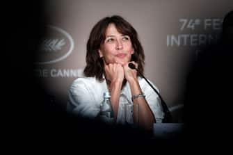 CANNES, FRANCE - JULY 08: Sophie Marceau attends the "Tout S'est Bien Passe (Everything Went Fine)" press conference during the 74th annual Cannes Film Festival on July 08, 2021 in Cannes, France. (Photo by Pool/Getty Images)