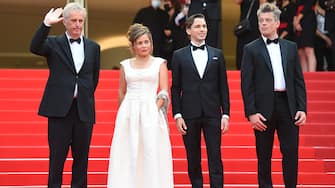 CANNES, FRANCE - JULY 15: (L-R) Bruno Dumont,  Blanche Gardin, Emanuele Arioli and Benjamin Biolay attend the "France" screening during the 74th annual Cannes Film Festival on July 15, 2021 in Cannes, France. (Photo by Stephane Cardinale - Corbis/Corbis via Getty Images)