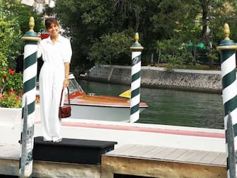 VENICE, ITALY - AUGUST 31: Italian actress Serena Rossi arrives at the 78 Venice International Film Festival 2021 in Venice, Italy on August 31st, 2021. (Photo by Marilla Sicilia/Archivio Marilla Sicilia/Mondadori Portfolio via Getty Images)