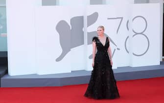 VENICE, ITALY - SEPTEMBER 02:  Kirsten Dunst attends the red carpet of the movie "The Power Of The Dog" during the 78th Venice International Film Festival on September 02, 2021 in Venice, Italy. (Photo by Ernesto Ruscio/Getty Images)
