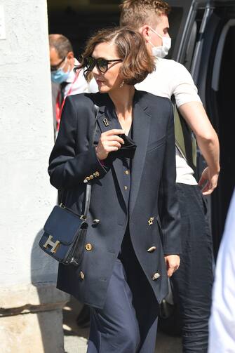 VENICE, ITALY - SEPTEMBER 03: Maggie Gyllenahaal is seen arriving at the 78th Venice International Film Festival on September 03, 2021 in Venice, Italy. (Photo by Jacopo Raule/Getty Images)