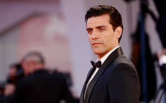 VENICE, ITALY - SEPTEMBER 04: Oscar Isaac attends the red carpet of the movie "Competencia Oficial" during the 78th Venice International Film Festival on September 04, 2021 in Venice, Italy. (Photo by Vittorio Zunino Celotto/Getty Images)