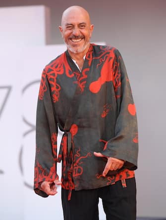 Italian actor Roberto Ciufoli  arrives for the premiere of 'Competencia Oficial' during the 78th annual Venice International Film Festival,in Venice, Italy, 04 September 2021. The movie is presented in Official competition 'Venezia 78'at the festival running from 01 to 11 September.  ANSA/ETTORE FERRARI
