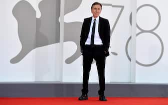 British actor Tim Roth arrives for the premiere of 'Sundown' during the 78th Venice Film Festival in Venice, Italy, 05 September 2021. The movie is presented in Official competition 'Venezia 78' at the festival running from 01 to 11 September 2021.   ANSA/ETTORE FERRARI 