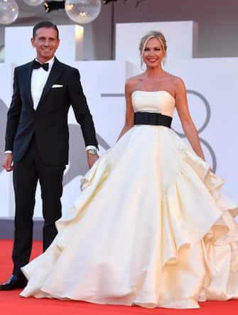 Marco Bacini and Federica Panicucci arrive for the premiere of  'Illusions Perdues' during the 78th annual Venice International Film Festival, in Venice, Italy, 05 September 2021. The movie is presented in Official competition 'Venezia 78'at the festival running from 01 to 11 September. ANSA/ETTORE FERRARI

