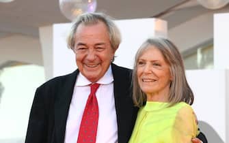 Italian actor Remo Girone (L) and his wife Victoria Zinny arrive for the premiere of 'Freaks Out' during the 78th annual Venice International Film Festival, Venice, Italy, 08 September 2021. The movie is presented in the Official competition 'Venezia 78' at the festival running from 01 to 11 September.  ANSA/CLAUDIO ONORATI






 