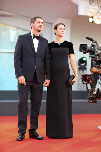 Venice 78, Freaks out red carpet

