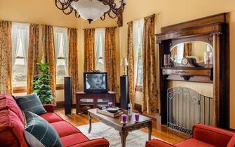 7 airbnb 7 airbnb