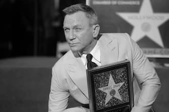 HOLLYWOOD, CALIFORNIA - OCTOBER 06: (EDITORS NOTE: This image was converted to black and white. Color version available.) Daniel Craig attends the Hollywood Walk of Fame Star Ceremony for Daniel Craig on October 06, 2021 in Hollywood, California. (Photo by Rich Fury/Getty Images)