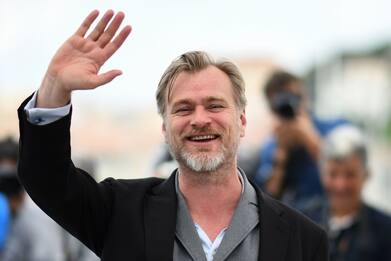 Christopher Nolan annuncia la data di uscita di “Oppenheimer”