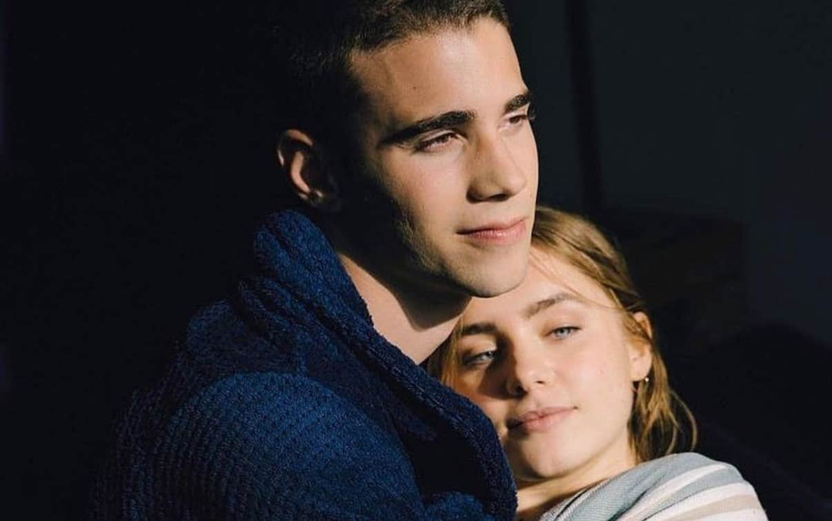 Dalla mia finestra, il cast del film tratto dall’omonimo romanzo di Ariana Godoy Dalla mia finestra, il cast del film tratto dall’omonimo romanzo di Ariana Godoy
