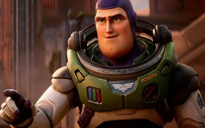 Buzz Lightyear, il bacio gay reinserito nel film Pixar