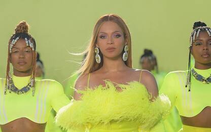 Beyoncé agli Oscar 2022 canta Be Alive: il video dell'esibizione
