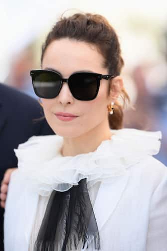 CANNES, FRANCE - MAY 17: Noomi Rapace attends the photocall for the Jury during the 75th annual Cannes film festival at Palais des Festivals on May 17, 2022 in Cannes, France. (Photo by Pascal Le Segretain/Getty Images)
