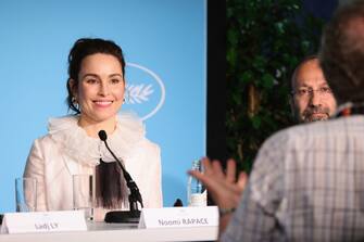 CANNES, FRANCE - MAY 17: Noomi Rapace and Asghar Farhadi attend the Jury press conference during the 75th annual Cannes film festival at Palais des Festivals on May 17, 2022 in Cannes, France. (Photo by Andreas Rentz/Getty Images)