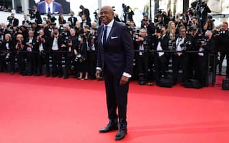 US actor Forest Whitaker arrives to attend the screening of "Final Cut (Coupez !)" ahead of the opening ceremony of the 75th edition of the Cannes Film Festival in Cannes, southern France, on May 17, 2022. (Photo by Valery HACHE / AFP) (Photo by VALERY HACHE/AFP via Getty Images)