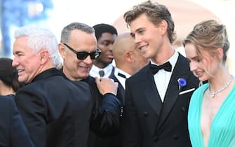 CANNES, FRANCE - MAY 25: (L-R) Director Baz Luhrmann, Tom Hanks, Austin Butler and Olivia DeJonge attend the screening of "Elvis" during the 75th annual Cannes film festival at Palais des Festivals on May 25, 2022 in Cannes, France. (Photo by Pascal Le Segretain/Getty Images)