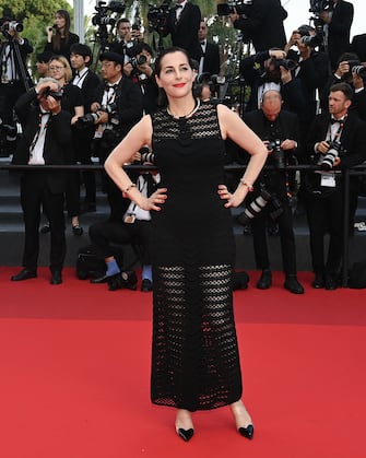 CANNES, FRANCE - MAY 28: Amira Casar attends the closing ceremony red carpet for the 75th annual Cannes film festival at Palais des Festivals on May 28, 2022 in Cannes, France. (Photo by Pascal Le Segretain/Getty Images)