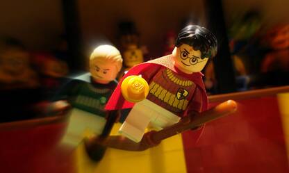 Cinema e Lego,  30 scene di film famosi rifatte con i mattoncini. FOTO
