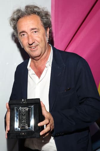 ROME, ITALY - JUNE 20: Paolo Sorrentino poses with his Best 2022 Picture Award for "The Hand of God" at the 76th Nastri D'Argento 2022 on June 20, 2022 in Rome, Italy. (Photo by Daniele Venturelli/Daniele Venturelli / WireImage  )