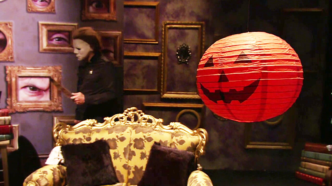 Michael Myers sul set della puntata di Mistet Paura dedicata ad Halloween Kills