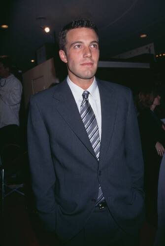 1221809556 American actor Ben Affleck attends the premiere of 'Good Will Hunting' at the Mann Bruin Theatre in Los Angeles, California, 2nd December 1997. (Photo by Vinnie Zuffante/Michael Ochs Archives/Getty Images)