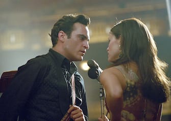 WTL-297R	  Joaquin Phoenix and Reese Witherspoon portray musicians Johnny Cash and June Carter in WALK THE LINE.  Photo credit: Suzanne Tenner
TM and © 2005 Twentieth Century Fox. All Rights Reserved. Not for sale or duplication.