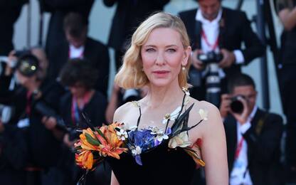 Cate Blanchett alla Mostra del Cinema di Venezia in Schiaparelli FOTO