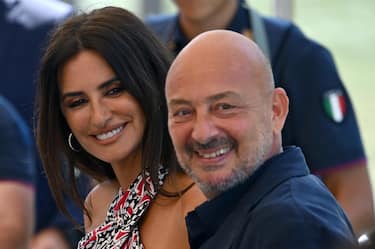 Spanish actress Penelope Cruz, left, and Italian director Emanuele Crialese arrive at Lido Beach for the Venice International Film Festival in Venice, Italy, September 4, 2022.  The 79th Venice Film Festival will take place from 31 August to 10 September 2022.  ANSA/ETTORE FERRARI