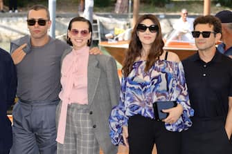 VENICE, ITALY - SEPTEMBER 08: (L-R) Gabriel Montesi, Sara Serraiocco, Monica Bellucci and Vinicio Marchioni are seen at the Hotel Excelsior during the 79th Venice International Film Festival on September 08, 2022 in Venice, Italy. (Photo by Andreas Rentz/Getty Images)