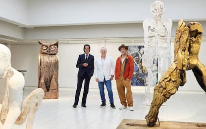 Brad Pitt debutta come scultore con una mostra a Tampere, in Finlandia