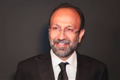 Il regista Asghar Farhadi chiede mobilitazione per il popolo dell'Iran