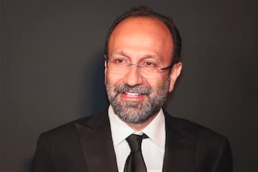 Asghar Farhadi lors de la soirée Kering le 22 mai 2022 à Cannes. (Photo by Laurent KOFFEL/Gamma-Rapho via Getty Images)