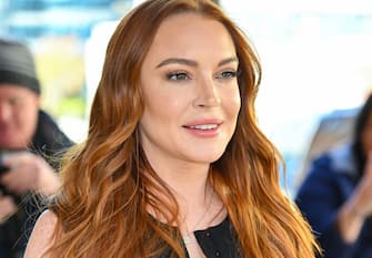 NEW YORK, NEW YORK - NOVEMBER 10: Lindsay Lohan visits "The Drew Barrymore Show" at CBS Broadcast Center on November 10, 2022 in New York City. (Photo by James Devaney/GC Images)