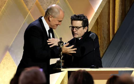 Michael J. Fox, the Back to the Future actor withdraws the honorary Oscar and is moved