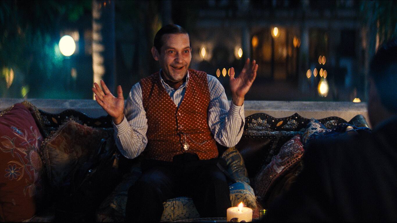 Tobey Maguire, folle e luciferiono gangster in Babylon