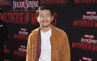 5 how_if_he_did_not_fesse_us_tomorrow_cast_ronny_chieng_ipa - 1
