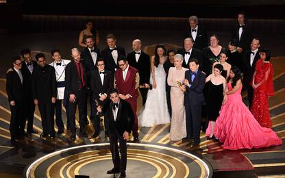 Oscar 2023, trionfa Everything Everywhere All at Once