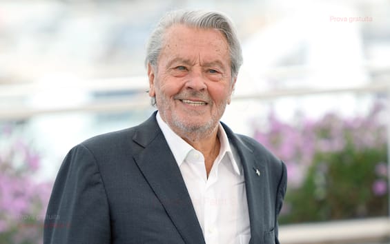 Alain Delon auctions his art collection at Delacroix at the Veronese