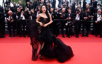 03_cannes_festival_red_carpet_look_getty - 1