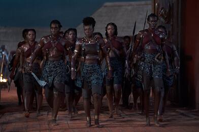 The Woman King, il film con Viola Davis stasera su Sky Cinema e su Now