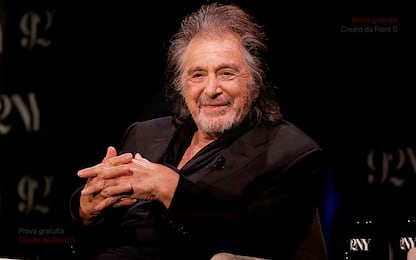Al Pacino padre a 83 anni ha chiesto il test del Dna