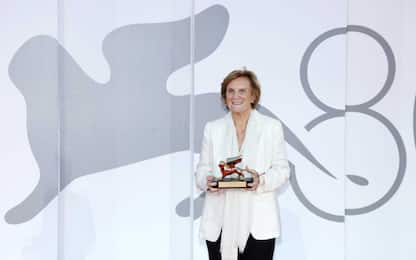 Liliana Cavani riceve il Leone d'Oro alla carriera a Venezia 80