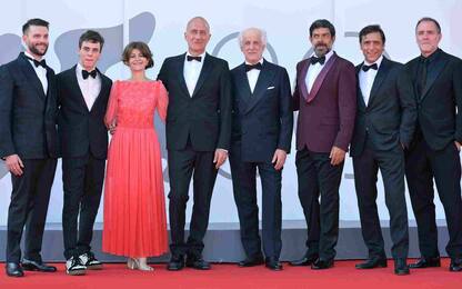 Mostra del Cinema di Venezia 2023,, 10 minuti di applausi per Adagio