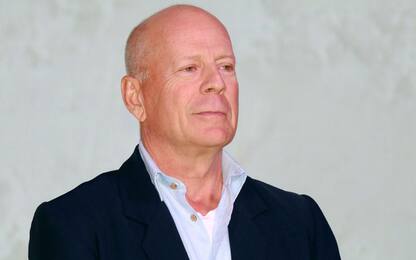 Bruce Willis, la moglie: "Non so se è cosciente della malattia"